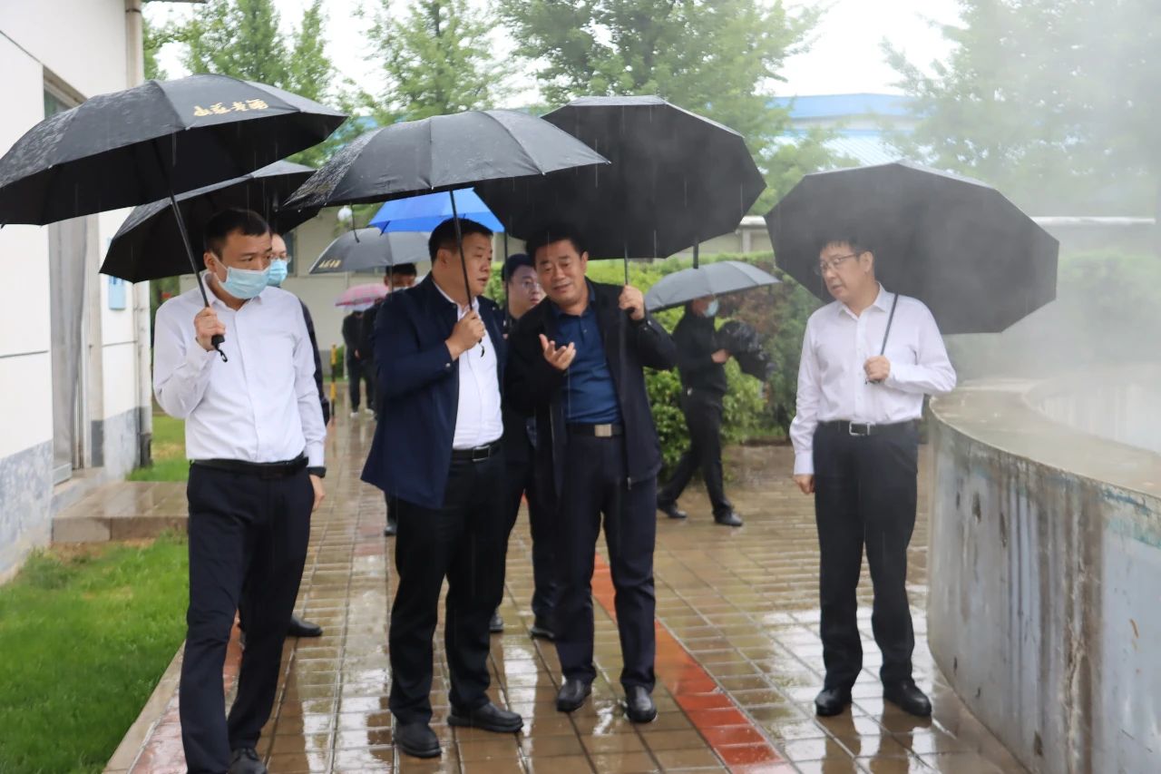 承德市生态环境局党组书记、局长尹崧莅临j9九游会官方网站集团考察调研